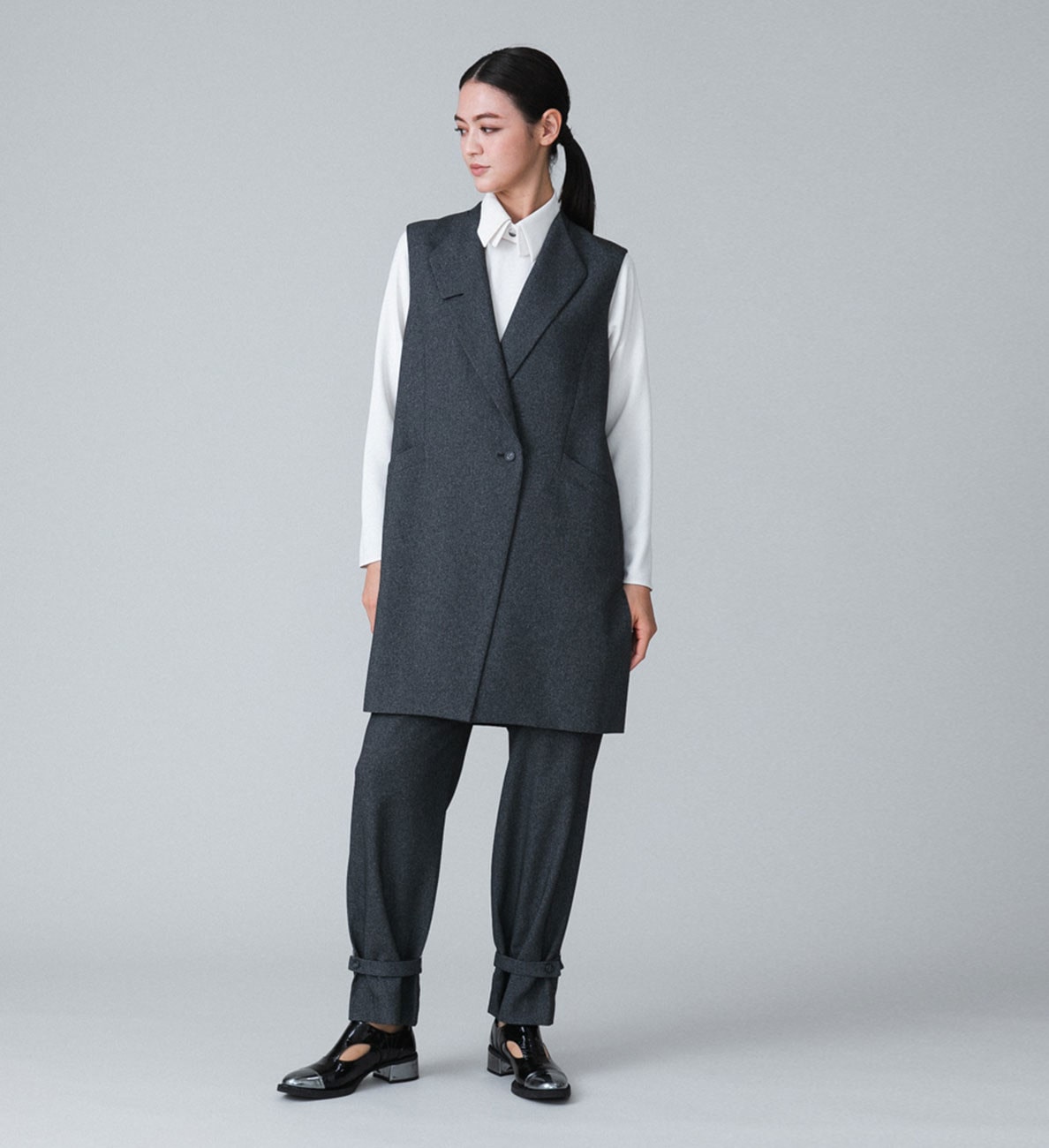 【日本製】メランジツイルロングジレ
×
【洗える】メランジツイルベルトポイントパンツ