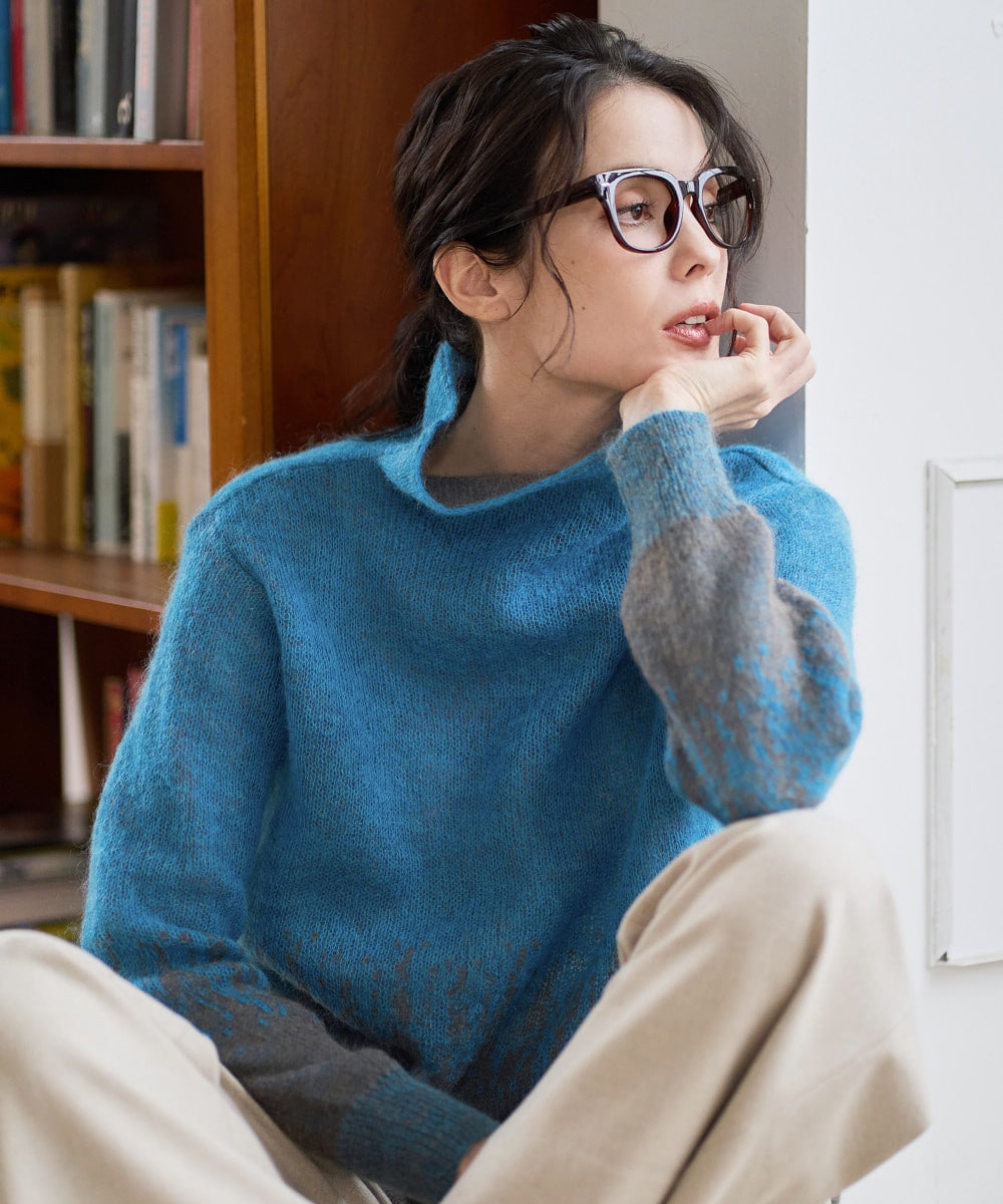 グラデーションが彩る上質シャギーニット