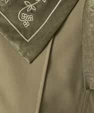A1EAP15090 A de a.v.v 襟刺繍入りワンピース カーキ
