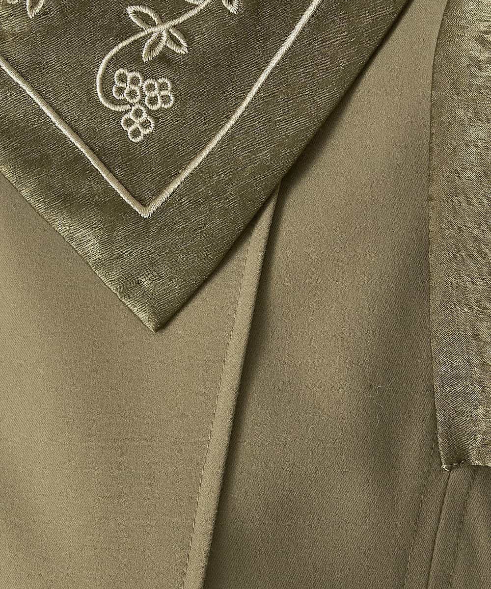 A1EAP15090 A de a.v.v 襟刺繍入りワンピース カーキ