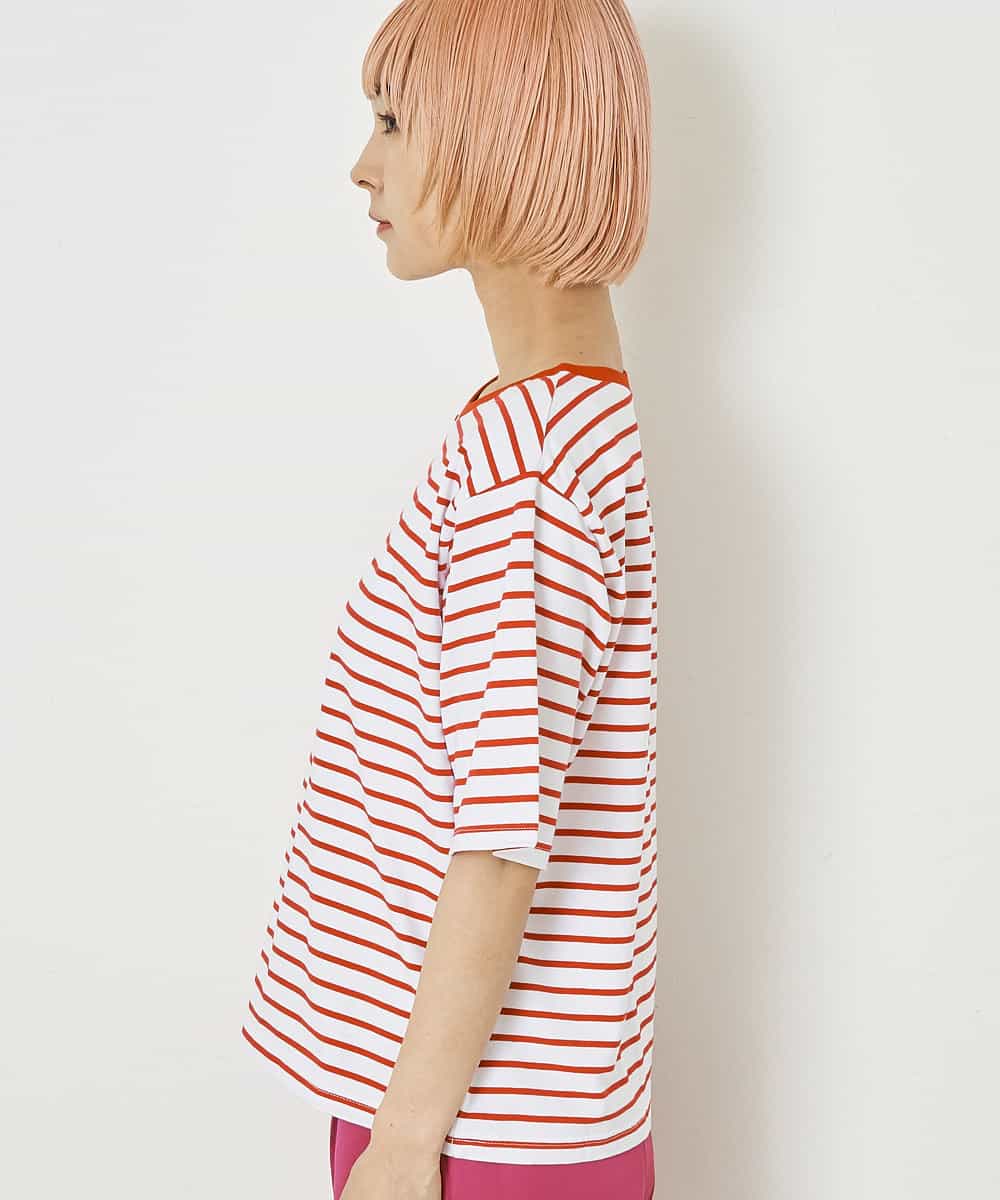 A5KGP03027 A de a.v.v ボーダークルーネックTシャツ ブラック