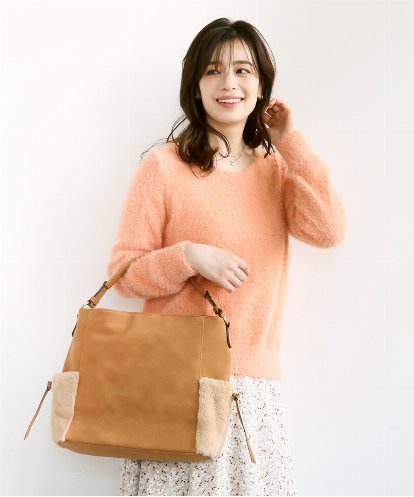 BJCAP03130 MK MICHEL KLEIN BAG [抗菌/A4収納可]ファーポケットデザインショルダーバッグ