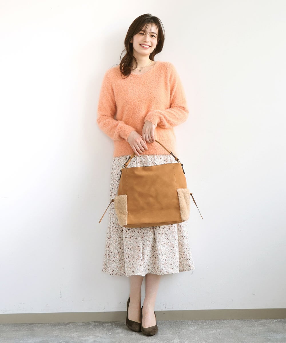 BJCAP03130 MK MICHEL KLEIN BAG(MK ミッシェルクラン バッグ) [抗菌/A4収納可]ファーポケットデザインショルダーバッグ ブラック