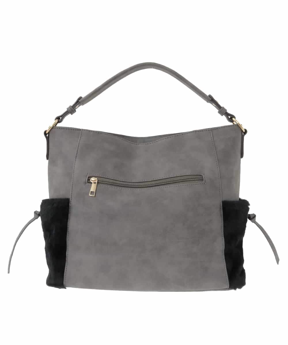 BJCAP03130 MK MICHEL KLEIN BAG(MK ミッシェルクラン バッグ) [抗菌/A4収納可]ファーポケットデザインショルダーバッグ ブラック