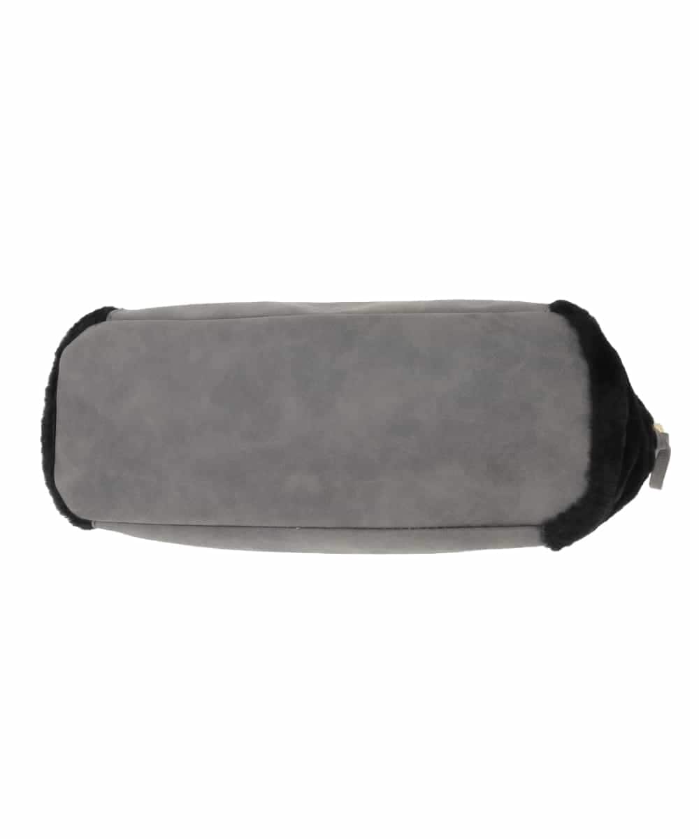 BJCAP03130 MK MICHEL KLEIN BAG(MK ミッシェルクラン バッグ) [抗菌/A4収納可]ファーポケットデザインショルダーバッグ ブラック