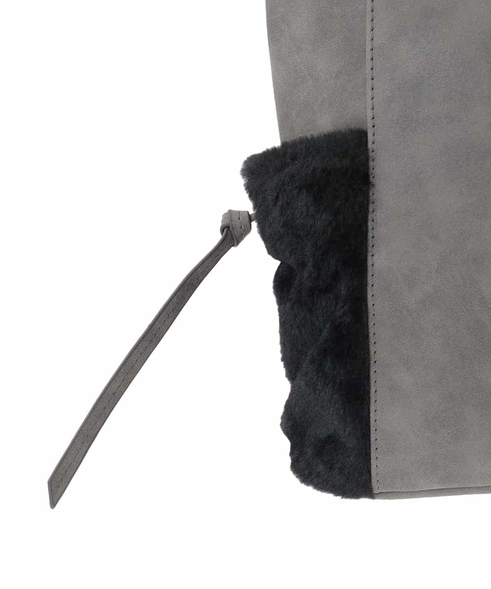 BJCAP03130 MK MICHEL KLEIN BAG(MK ミッシェルクラン バッグ) [抗菌/A4収納可]ファーポケットデザインショルダーバッグ ブラック