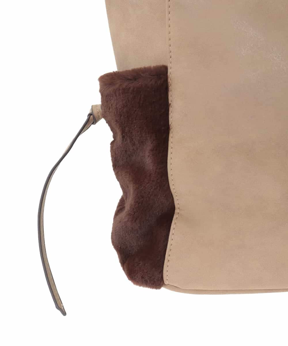 BJCAP03130 MK MICHEL KLEIN BAG(MK ミッシェルクラン バッグ) [抗菌/A4収納可]ファーポケットデザインショルダーバッグ ブラック