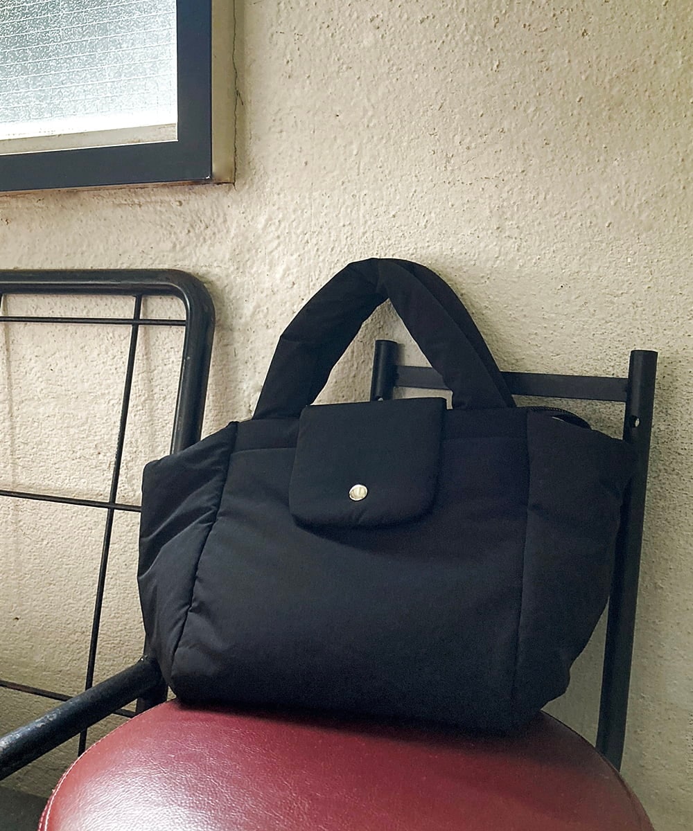 BJCJD69130 MK MICHEL KLEIN BAG(MK ミッシェルクラン バッグ) [WEB限定/軽量/2WAY]ポケットアクセント台形コンパクトトート ブラック