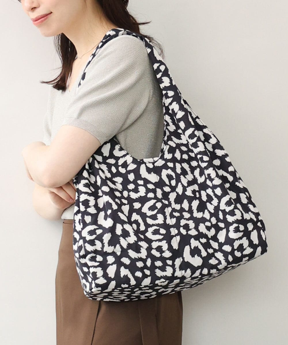BJCJD69140 MK MICHEL KLEIN BAG(MK ミッシェルクラン バッグ) [WEB限定/300g以下の軽量]アニマルプリントトートバッグ ヒョウ柄