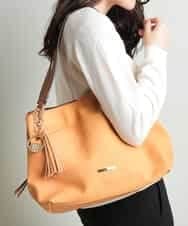 BJCJE03090 MK MICHEL KLEIN BAG(MK ミッシェルクラン バッグ) 【WEB限定】タッセル付きショルダーバッグ イエロー