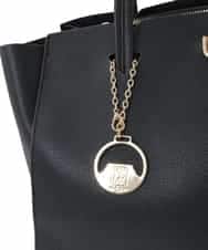 BJCJV87190 MK MICHEL KLEIN BAG(MK ミッシェルクラン バッグ) [A4収納可]チャーム付きデザイントートバッグ ブラック