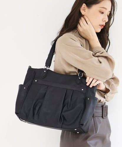 BKBAS01150 MK MICHEL KLEIN BAG 【WEB限定カラー】2WAYタックデザイントートバッグ