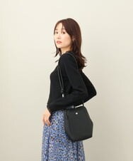 BKCAA83120 MK MICHEL KLEIN BAG(MK ミッシェルクラン バッグ) [軽量]型押しコクーンシルエットショルダーバッグ ブラック