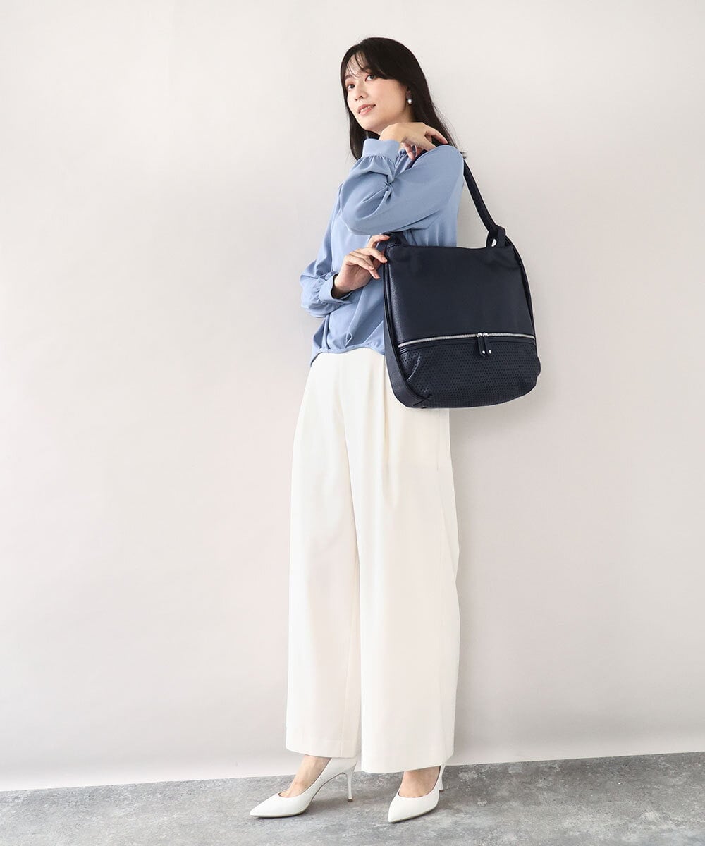 BKCAD26165 MK MICHEL KLEIN BAG(MK ミッシェルクラン バッグ) [2WAY]パンチングデザイン変形トートバッグ ライトグレー