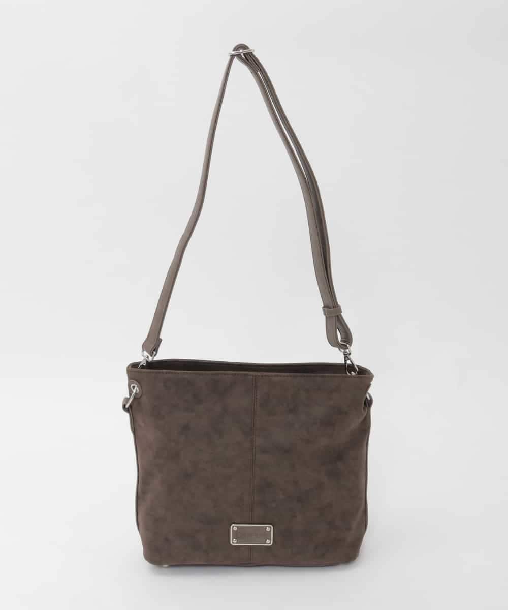 BKCAG09160 MK MICHEL KLEIN BAG(MK ミッシェルクラン バッグ) [2WAY]スエード風メタルタグアクセントショルダーバッグ ブラウン