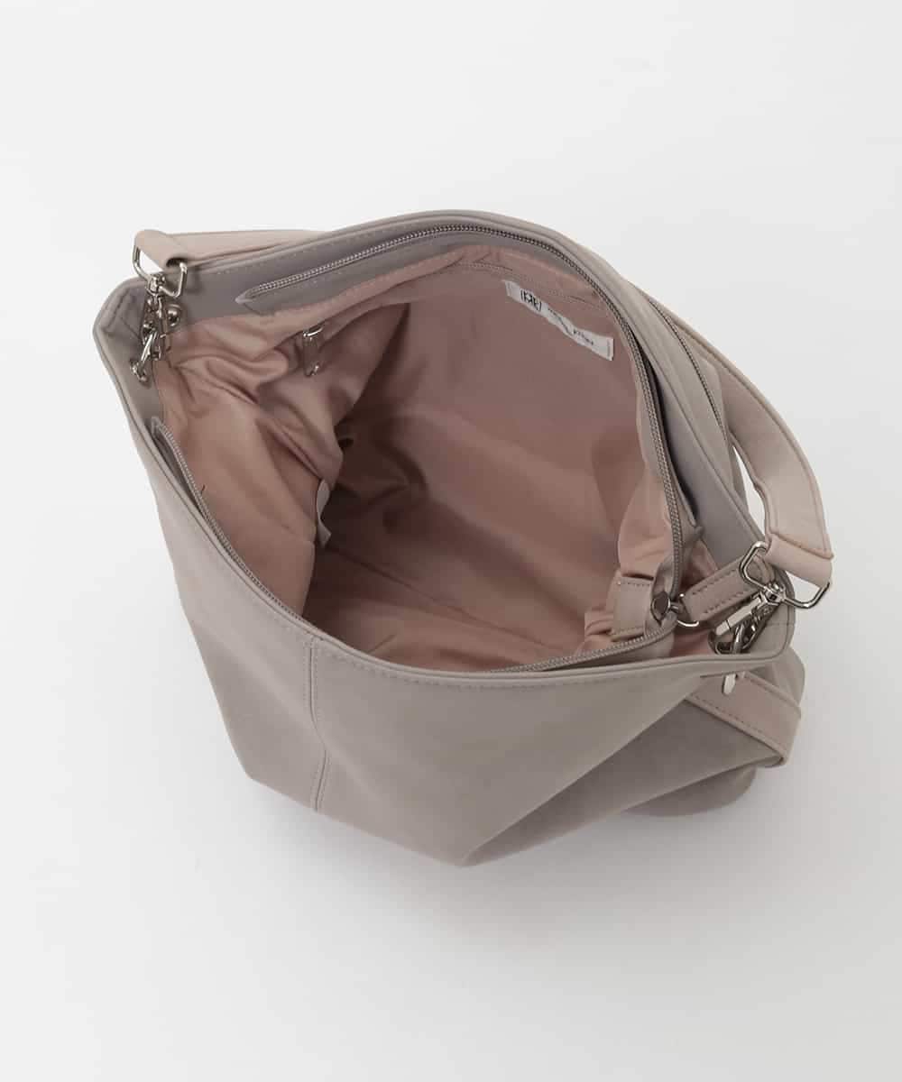 BKCAG09160 MK MICHEL KLEIN BAG(MK ミッシェルクラン バッグ) [2WAY]スエード風メタルタグアクセントショルダーバッグ ブラウン