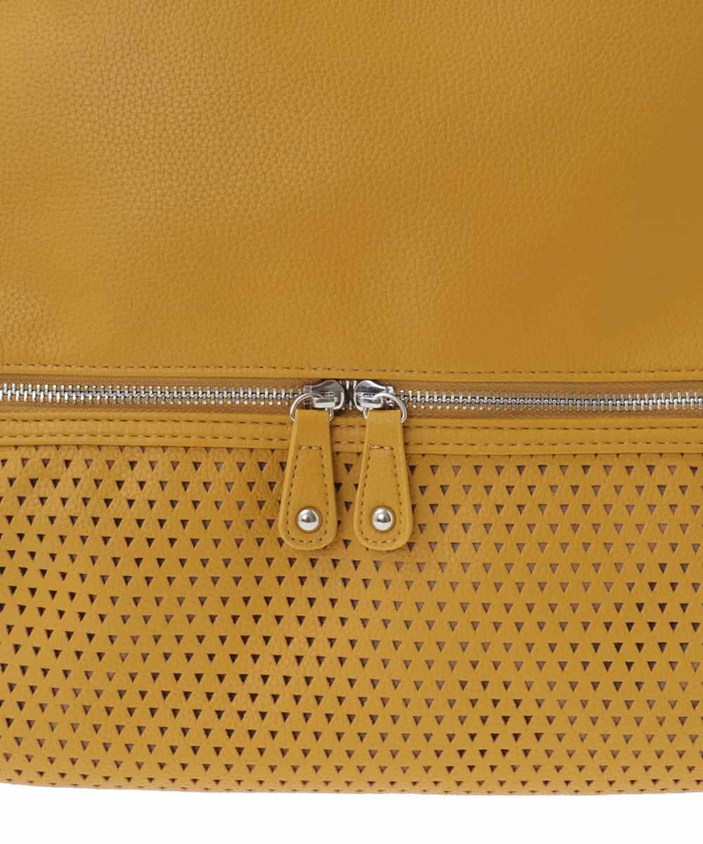 BKCGA26165 MK MICHEL KLEIN BAG(MK ミッシェルクラン バッグ) [2WAY/A4サイズ対応]パンチングデザイン変形トートバッグ マスタード