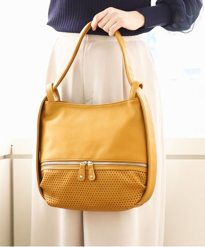 BKCGA28155 MK MICHEL KLEIN BAG [2WAY]パンチングデザイン変形ミニトートバッグ