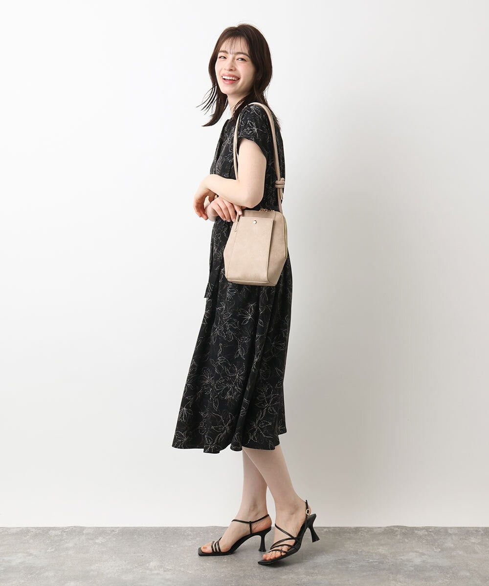 BKCGB83120 MK MICHEL KLEIN BAG(MK ミッシェルクラン バッグ) コクーンシルエットデザインバッグ グリーン