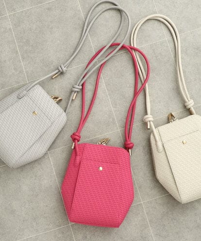 BKCGW83110 MK MICHEL KLEIN BAG [軽量]メッシュ風コクーンシルエットショルダーバッグ