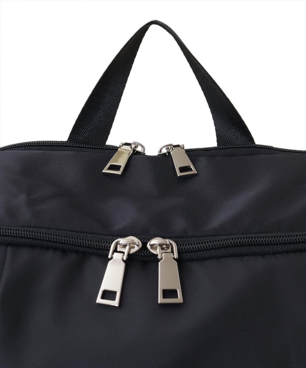 BKRAA03170 MK MICHEL KLEIN BAG(MK ミッシェルクラン バッグ) フロントタックデザインリュック グレー