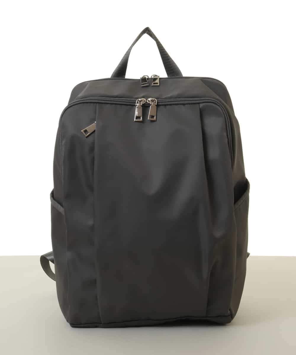 BKRAA03170 MK MICHEL KLEIN BAG(MK ミッシェルクラン バッグ) フロントタックデザインリュック グレー