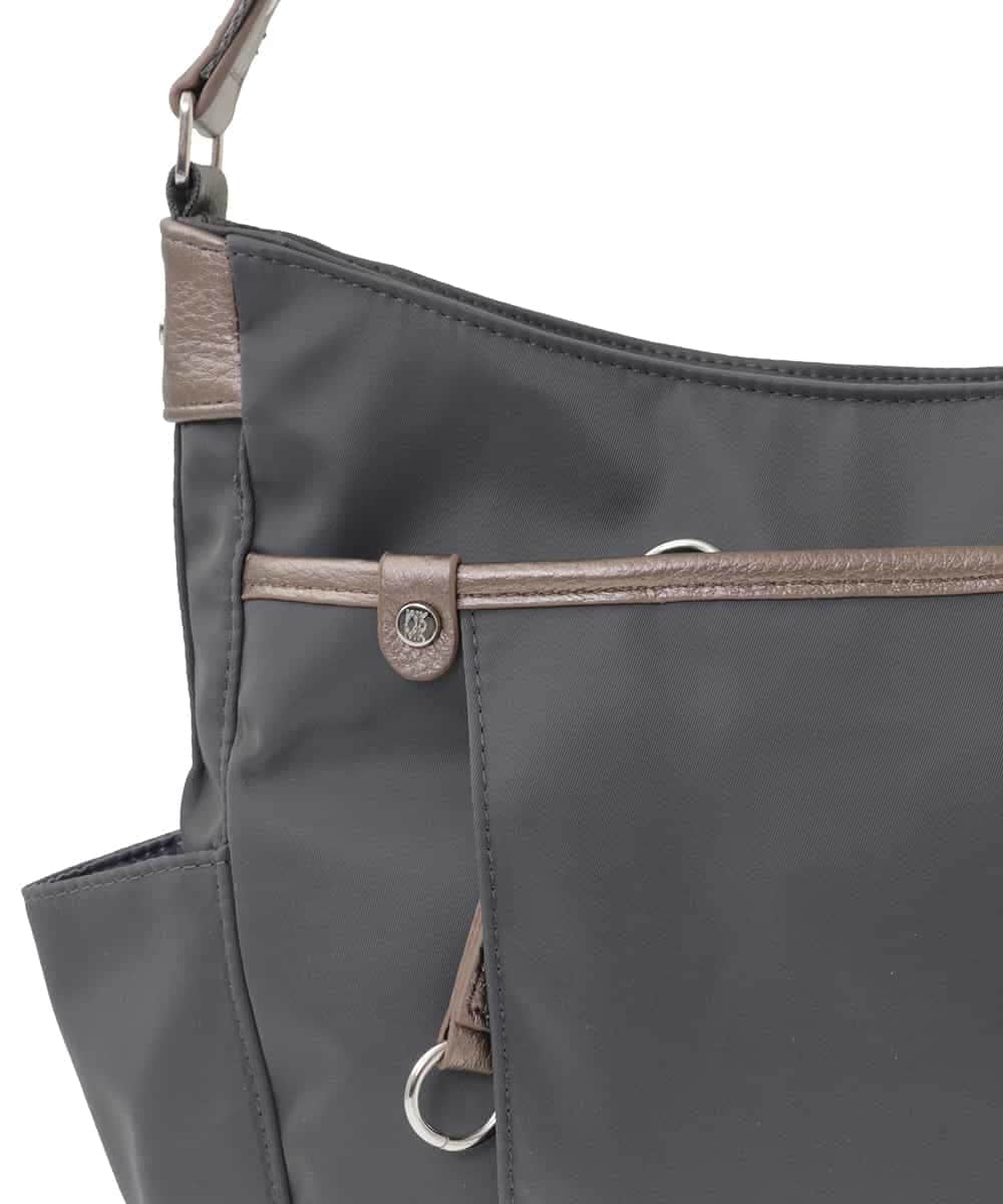 BKRAA94150 MK MICHEL KLEIN BAG(MK ミッシェルクラン バッグ) [撥水/500g以下の軽量]アクセントレザーショルダーバッグ パープル×ベージュ