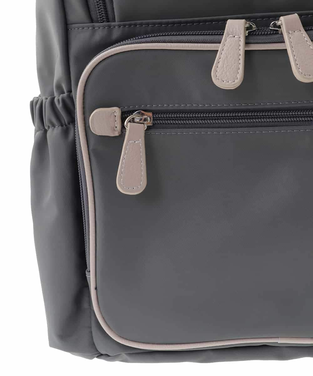 BKRAA96170 MK MICHEL KLEIN BAG(MK ミッシェルクラン バッグ) [撥水加工]スクエアデザインバックパック ブラウン×ピンク