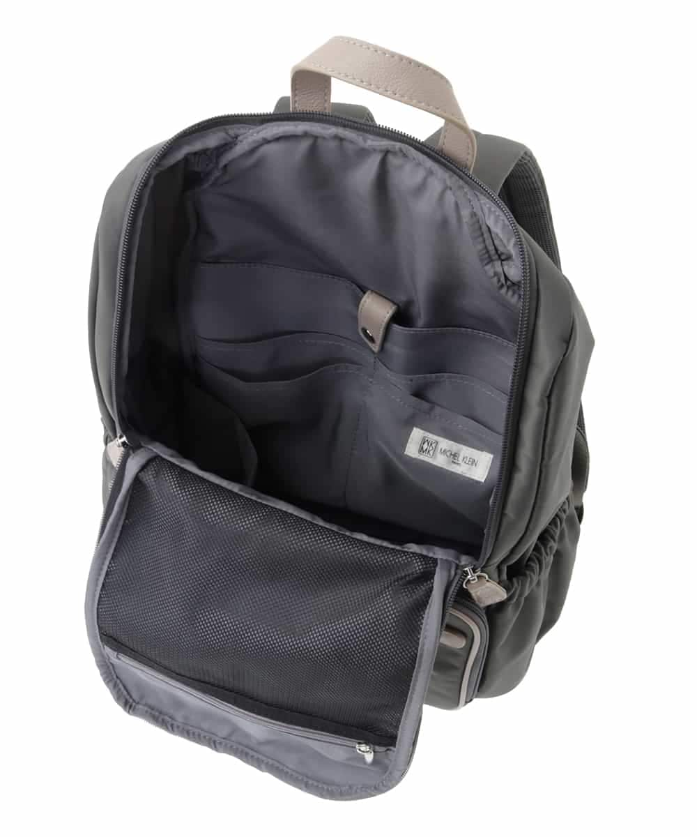 BKRAA96170 MK MICHEL KLEIN BAG(MK ミッシェルクラン バッグ) [撥水加工]スクエアデザインバックパック ブラウン×ピンク