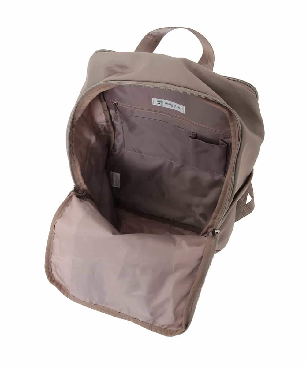 BKRAD03170 MK MICHEL KLEIN BAG(MK ミッシェルクラン バッグ) [撥水/A4収納可]フロントタックデザインリュック グレー