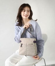 BKRAD90150 MK MICHEL KLEIN BAG(MK ミッシェルクラン バッグ) [撥水/500g以下の軽量]アクセントレザースクエアショルダーバッグ グレージュ×パープル