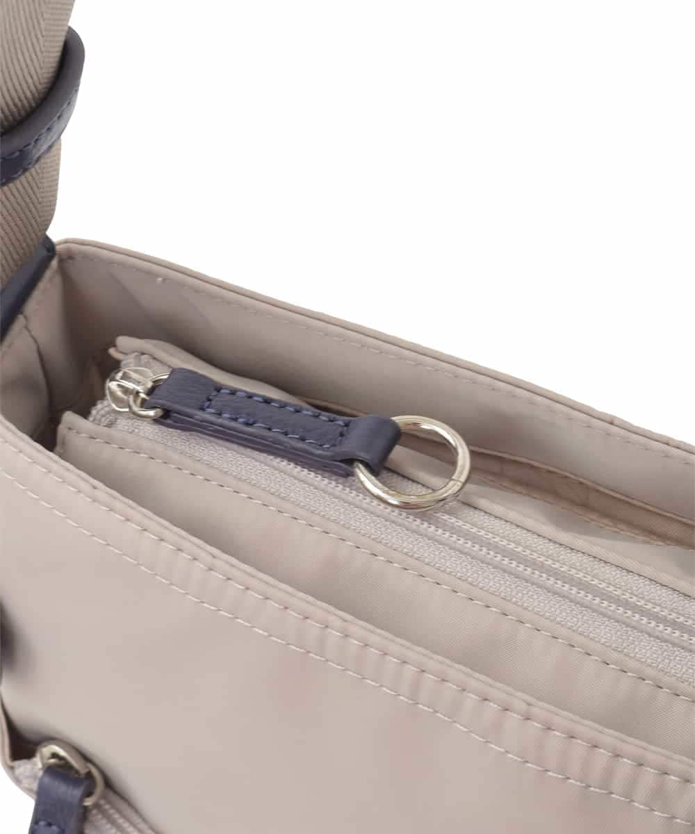 BKRAD90150 MK MICHEL KLEIN BAG(MK ミッシェルクラン バッグ) [撥水/500g以下の軽量]アクセントレザースクエアショルダーバッグ グレージュ×パープル