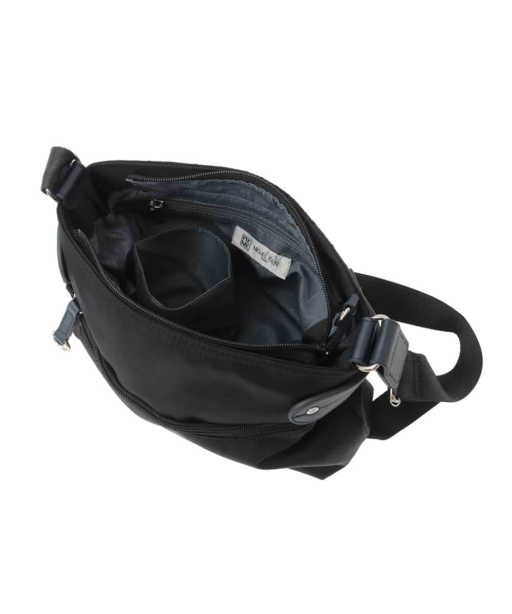 BKRAD91135 MK MICHEL KLEIN BAG(MK ミッシェルクラン バッグ) [撥水/500g以下の軽量]アクセントレザーコンパクトショルダーバッグ ブラック×ネイビー