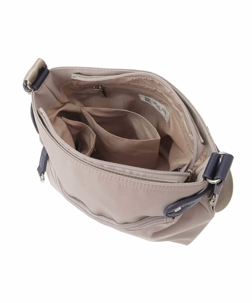 BKRAD91135 MK MICHEL KLEIN BAG(MK ミッシェルクラン バッグ) [撥水/500g以下の軽量]アクセントレザーコンパクトショルダーバッグ ブラック×ネイビー