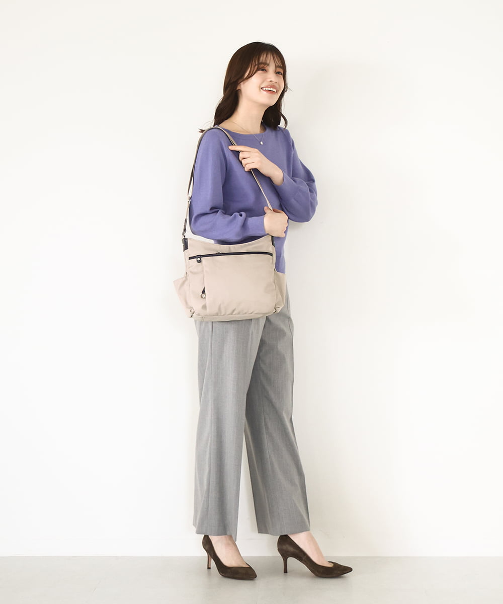 BKRAD94160 MK MICHEL KLEIN BAG(MK ミッシェルクラン バッグ) [撥水/500g以下の軽量]アクセントレザーショルダーバッグ レッド×ブラウン
