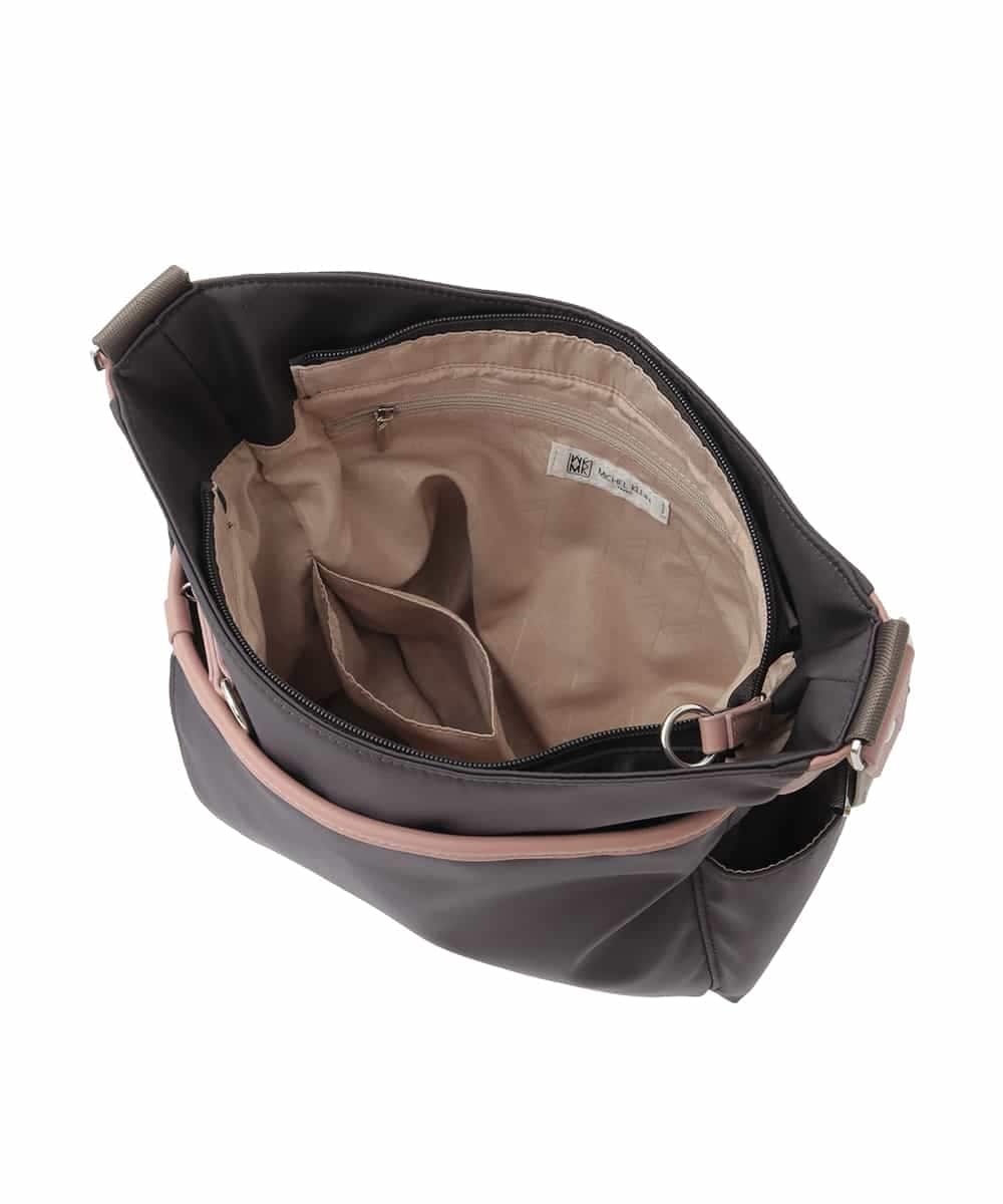 BKRAD94160 MK MICHEL KLEIN BAG(MK ミッシェルクラン バッグ) [撥水/500g以下の軽量]アクセントレザーショルダーバッグ レッド×ブラウン
