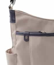 BKRAD94160 MK MICHEL KLEIN BAG(MK ミッシェルクラン バッグ) [撥水/500g以下の軽量]アクセントレザーショルダーバッグ レッド×ブラウン