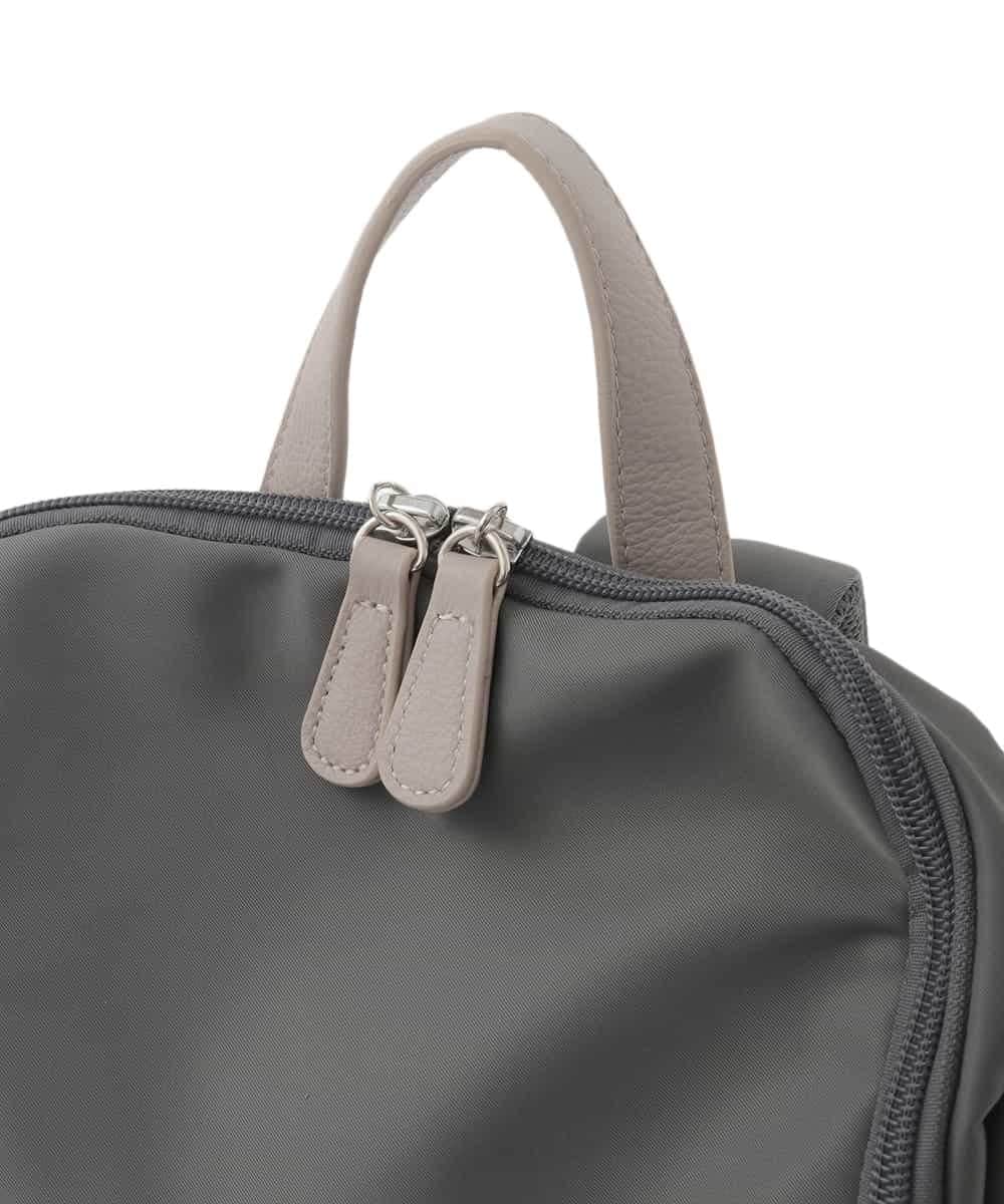 BKRAD96170 MK MICHEL KLEIN BAG(MK ミッシェルクラン バッグ) [撥水/A4収納可]スクエアデザインバックパック グレージュ×ベージュ