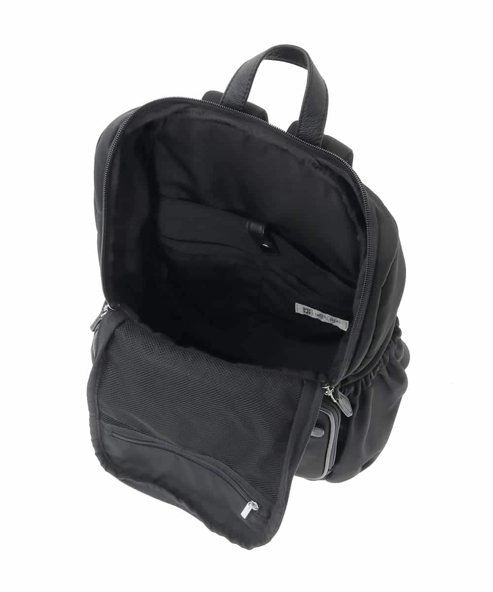 BKRAD96170 MK MICHEL KLEIN BAG(MK ミッシェルクラン バッグ) [撥水/A4収納可]スクエアデザインバックパック グレージュ×ベージュ