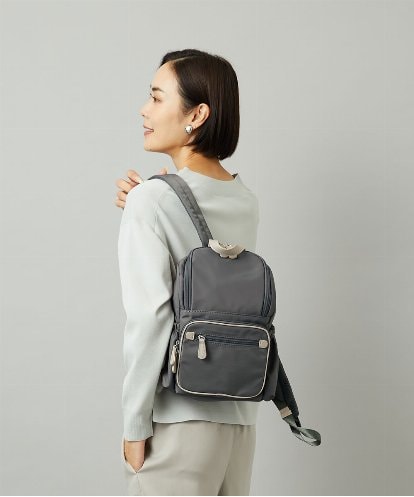 BKRAD97160 MK MICHEL KLEIN BAG [撥水加工/軽量]スクエアデザインコンパクトリュック