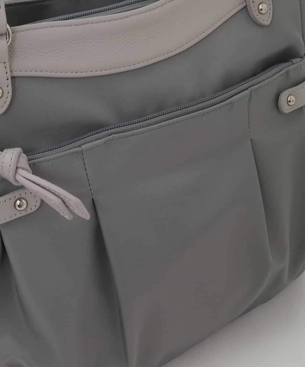 BKRAG31180 MK MICHEL KLEIN BAG(MK ミッシェルクラン バッグ) [2WAY/撥水/A4収納可]サイドポケットパイピングバッグ ブルーグレー×ライトグレー