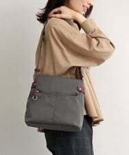 BKRAG90150 MK MICHEL KLEIN BAG(MK ミッシェルクラン バッグ) [撥水/軽量]アクセントレザースクエアショルダーバッグ グレー×パープル