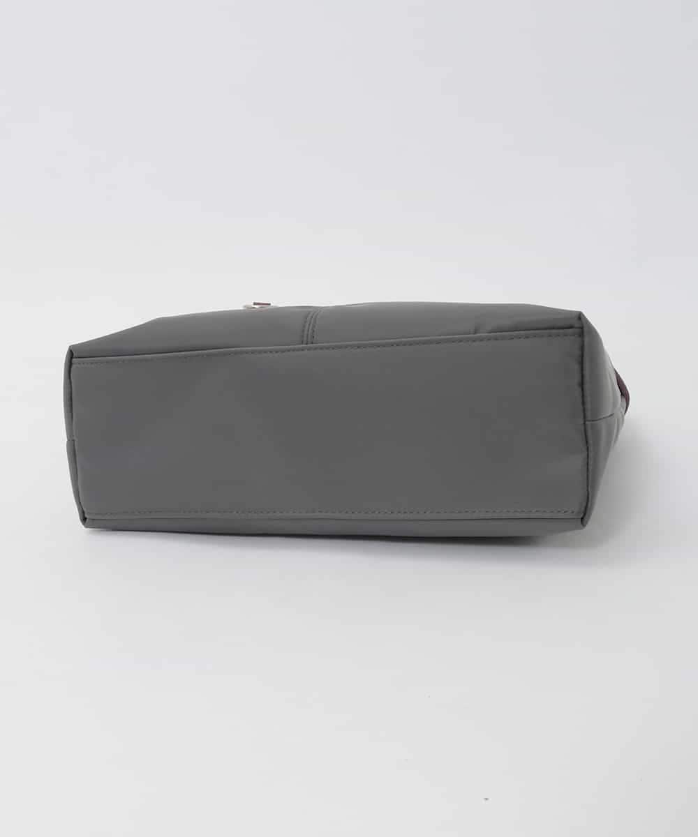 BKRAG90150 MK MICHEL KLEIN BAG(MK ミッシェルクラン バッグ) 【撥水/軽量】アクセントレザースクエアショルダーバッグ グレー