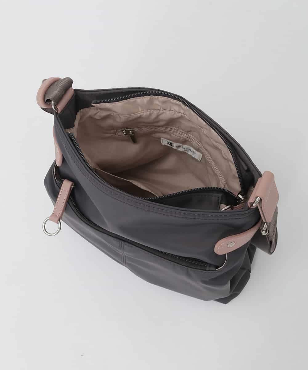 BKRAG90150 MK MICHEL KLEIN BAG(MK ミッシェルクラン バッグ) 【撥水/軽量】アクセントレザースクエアショルダーバッグ グレー