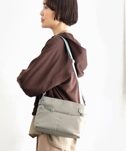 BKRAG91140 MK MICHEL KLEIN BAG [撥水/軽量]アクセントレザーコンパクトショルダーバッグ