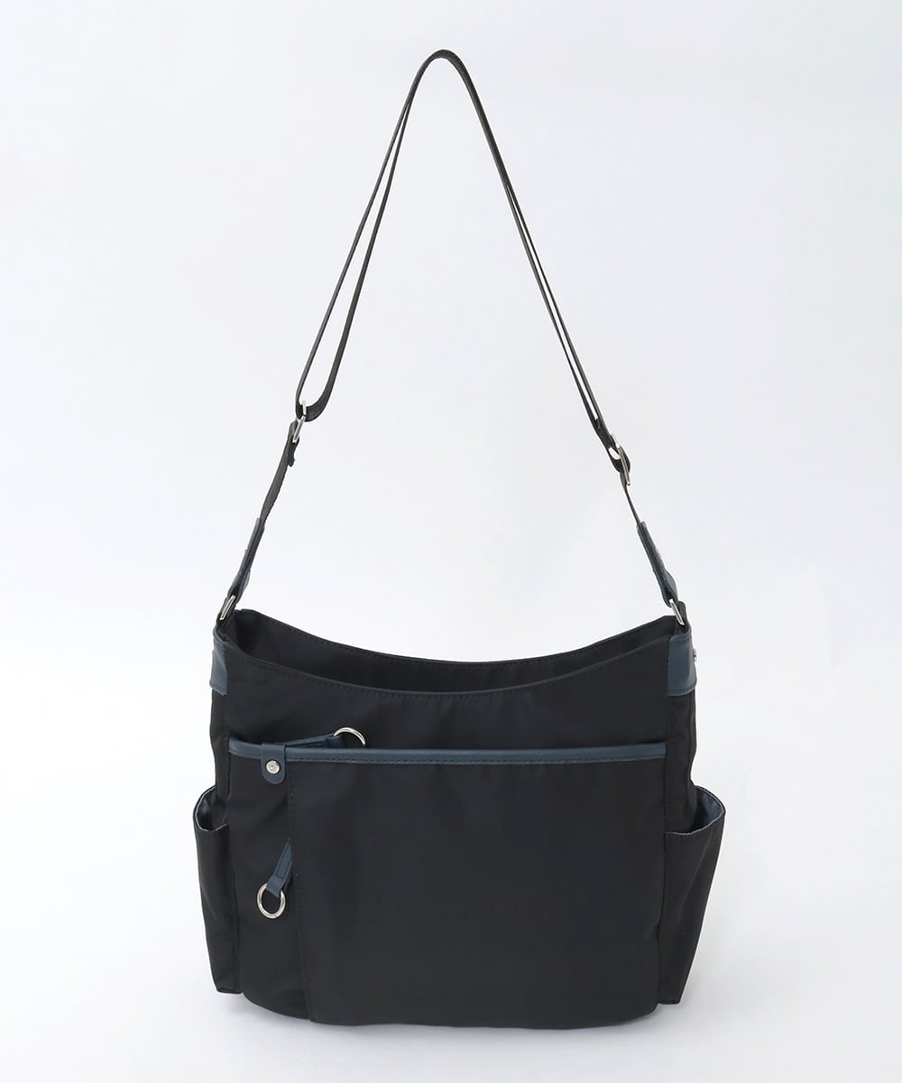 BKRAG94160 MK MICHEL KLEIN BAG(MK ミッシェルクラン バッグ) [撥水/軽量]アクセントレザーショルダーバッグ ブラック×ネイビー