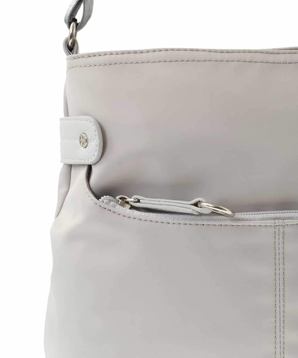 BKRGA90150 MK MICHEL KLEIN BAG(MK ミッシェルクラン バッグ) [撥水/500g以下の軽量]アクセントレザースクエアショルダーバッグ ブラウン×ピンク
