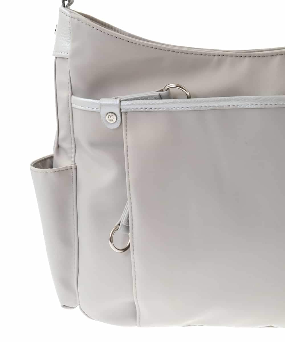 BKRGA94160 MK MICHEL KLEIN BAG(MK ミッシェルクラン バッグ) [撥水/500g以下の軽量]アクセントレザーショルダーバッグ グレージュ×ベージュ