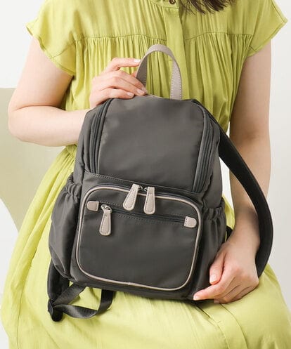 BKRGA97160 MK MICHEL KLEIN BAG [撥水加工/軽量]スクエアデザインコンパクトリュック