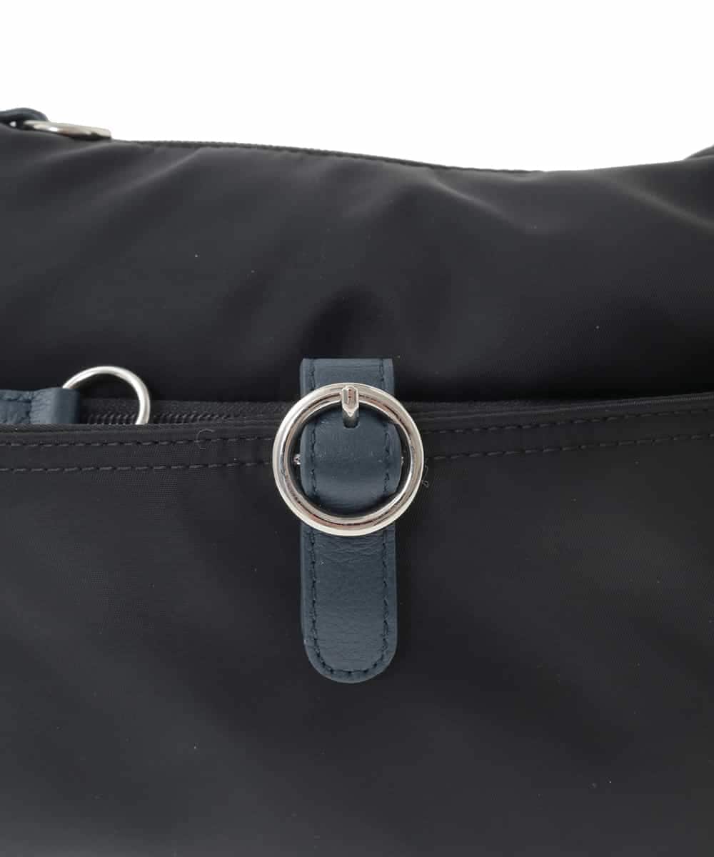 BKRGD81140 MK MICHEL KLEIN BAG(MK ミッシェルクラン バッグ) [撥水/軽量]レザーポイントナイロンショルダーバッグ ブラック×ネイビー